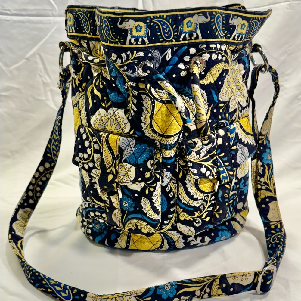 Vera Bradley "Ellie Blue" Quick Draw Drawstring Tote Crossbody Bag.